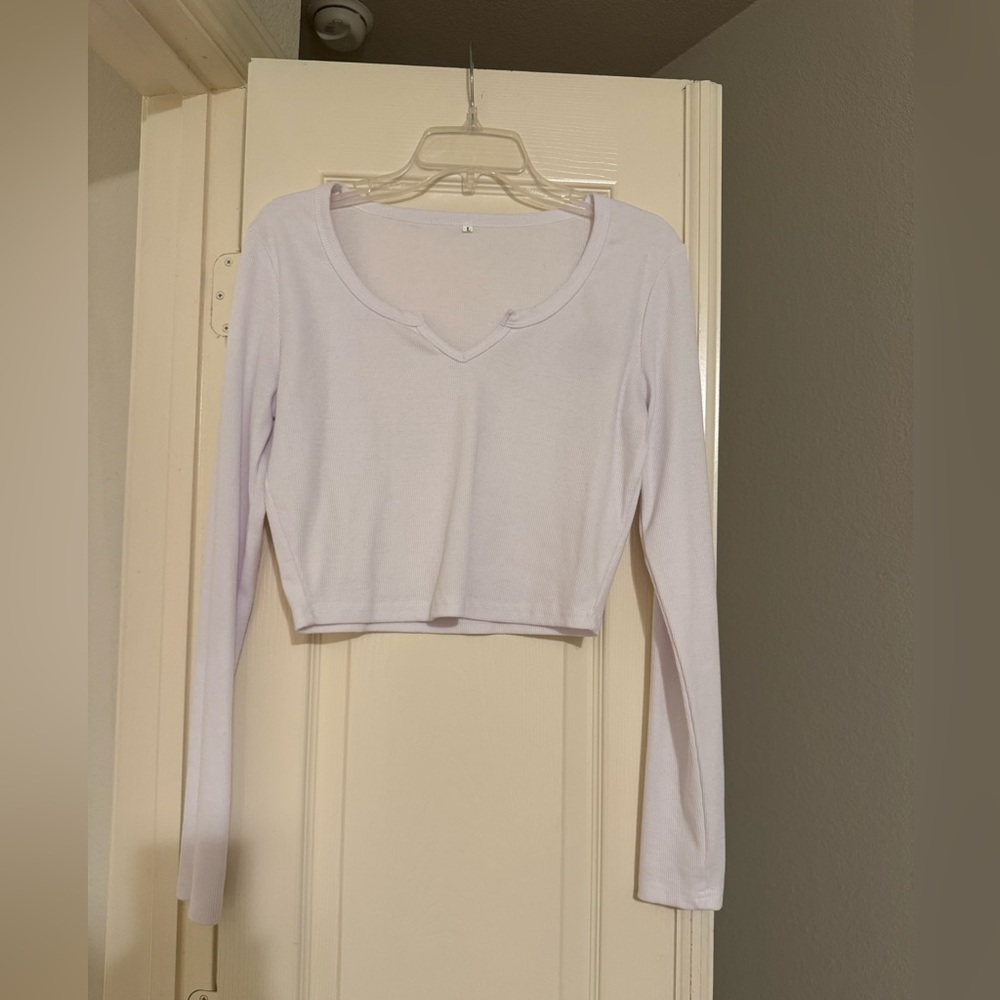 White Long Sleeve Ribbed Crop Top NWOT